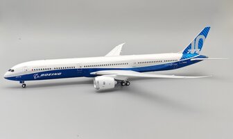 Boeing 787-10 Dreamliner Boeing Demo Colors 