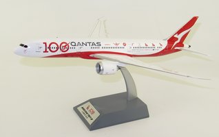 Boeing 787-9 Dreamliner Qantas "100 year anniversary"