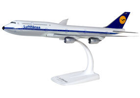 Boeing B747-8 Intercontinental  Lufthansa "Retro"