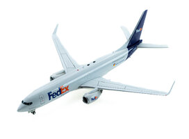 Boeing 737-800 FedEx Express