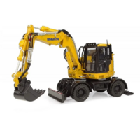 Komatsu PW138-11