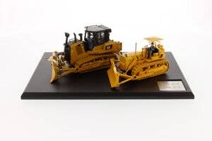 CAT D11 Track Type Tractor | Modelsnavigator.com