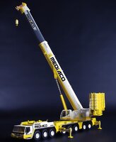 LIEBHERR LTM 1450-8.1 MEDIACO crane