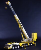 Žeriav LIEBHERR LTM 1450-8.1 MEDIACO