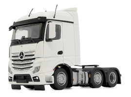 Mercedes-Benz Actros Streamspace 6x2 white