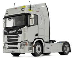 Road Kings Polar Express Volvo F88 1965 1:18 PK180063