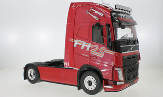 Volvo FH16 XL Cab, metallic-red, 2018