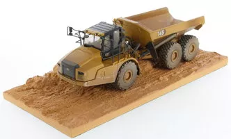 Cat Weathered 745