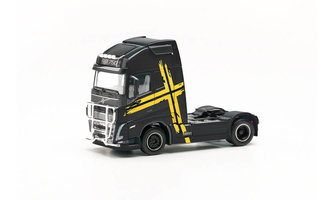 VOLVO FH 16 GL. XL 2020 TRACTOR WITH LAMP BRACKET AND BUMPER PROTECTION, BLACK