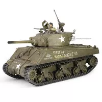 Americký stredný tank Sherman M4A3E2 75 1. v Bastogne december 1944