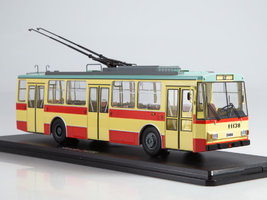 Skoda 14TR trolleybus /yellow-red