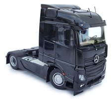 Mercedes-Benz Actros Streamspace 4x2 black