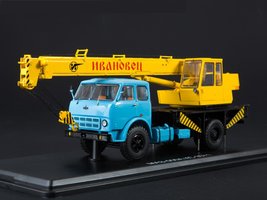 SSM1415 LKW-Kran KS-3571 (MAZ-500A) / blau-gelb