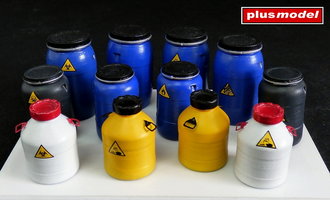 Plastic barrels 12pcs set