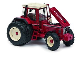 IHC 1455 XL s dvojitými gumami