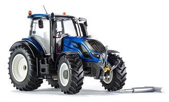 Traktor Valtra T214