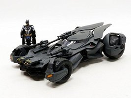 Batmobile with Diecast Batman Figure - Justice League (2017) 