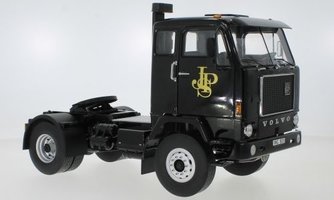 Volvo F88, black, John Player Special, 1977