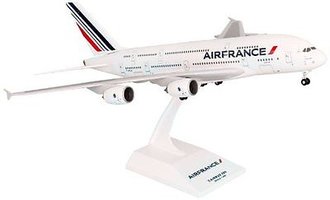 Airbus A380 der Air France mit Trolley