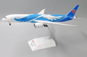 Boeing 787-9 China Southern Airlines with stand