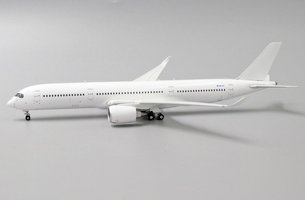 Airbus A350-900 Blank with stand