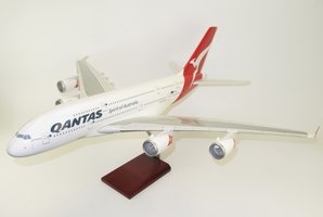 Qantas Airbus A380 " Nancy Vogel Walton " Premium-seria