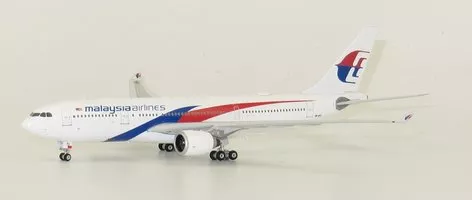 Airbus A330-200 Malaysia Airlines - L. E.