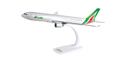 Airbus A330-200 Alitalia, new 2015 colors sf