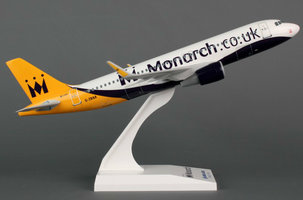 Aircraft Airbus A320 Monarch Airlines
