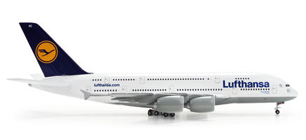 Aircraft Airbus A380-800 Lufthansa 