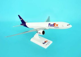 Aircraft Boeing B777-200 FedEx