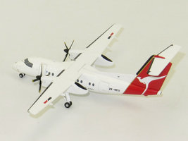 Dash 8-100 Qantas New Zealand  With Stand