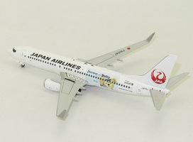 Boeing B737-800 JAL Japan Air Lines "journeys with Duffy" With Antenna