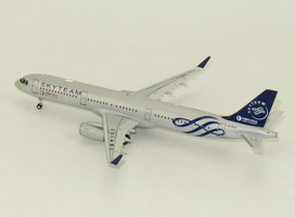 Airbus A321 China Eastern Airlines " Skyteam " mit Standfuß