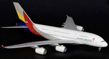 Airbus A380 Asiana with stand 