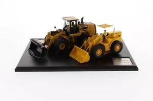Limitovaný BOX- Evolution Series Cat 966A & Cat 966M