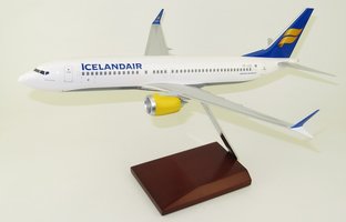 Boeing 737 MAX 8 - Icelandair TF-ICE
