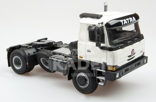TATRA T815 4x4 - tahač, bílá barva