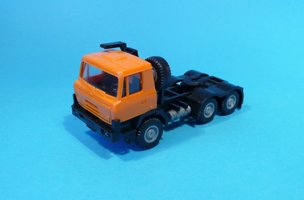 Traktor Tatra T815