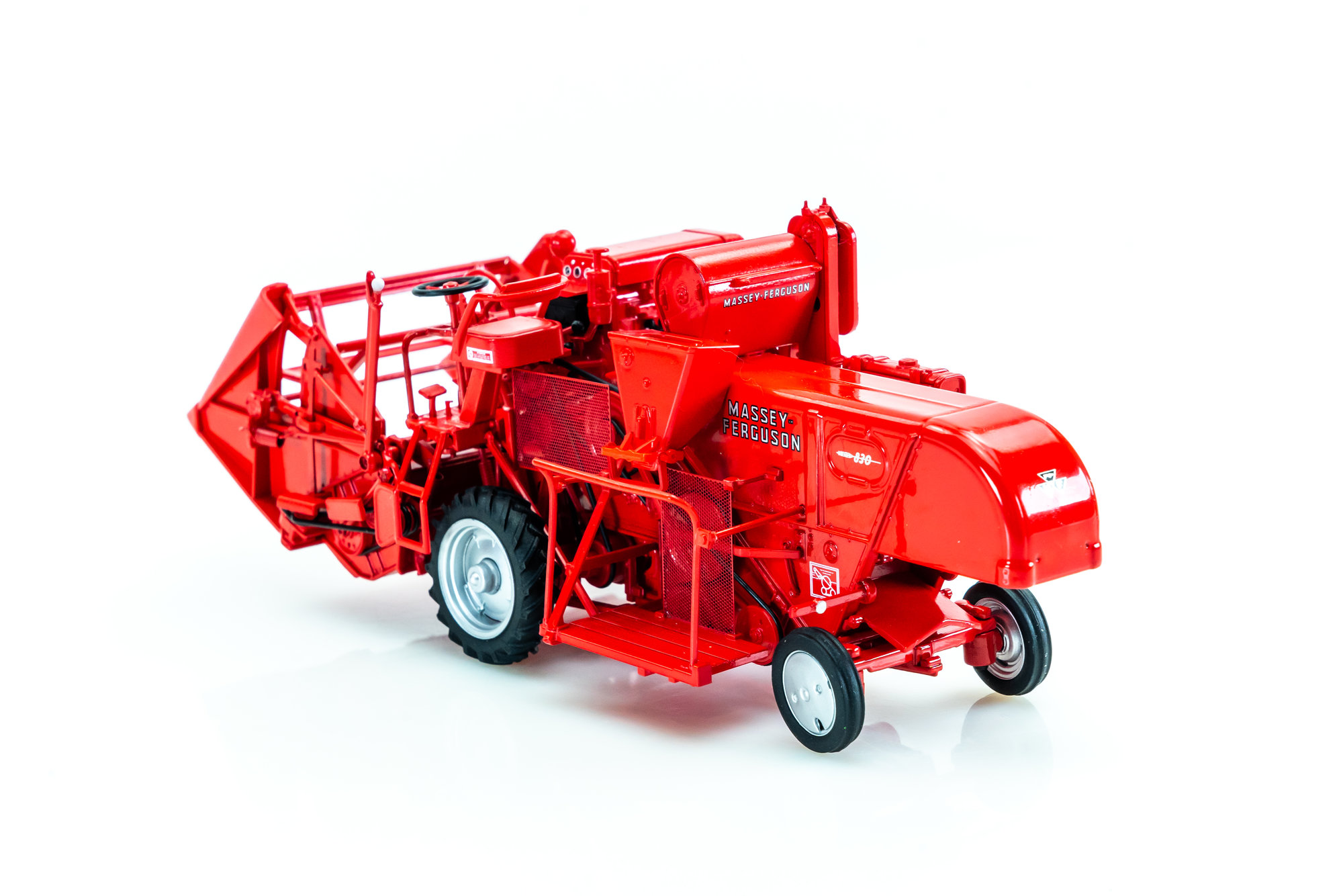 Massey Ferguson 830 | Modelsnavigator.com