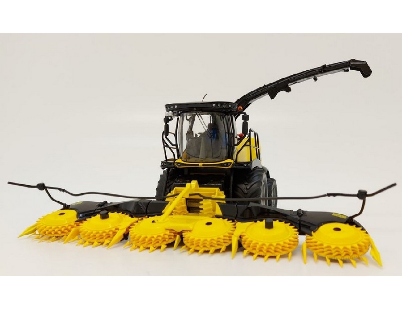 NEW HOLLAND FR 650 - Gray wheels - Limited edition