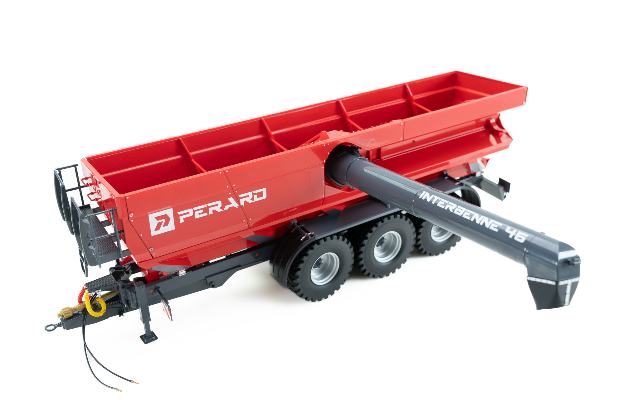Universal Hobbies 1/32 – PERARD Interbenne 46 Rouge, Remorque, Collection Neuve
