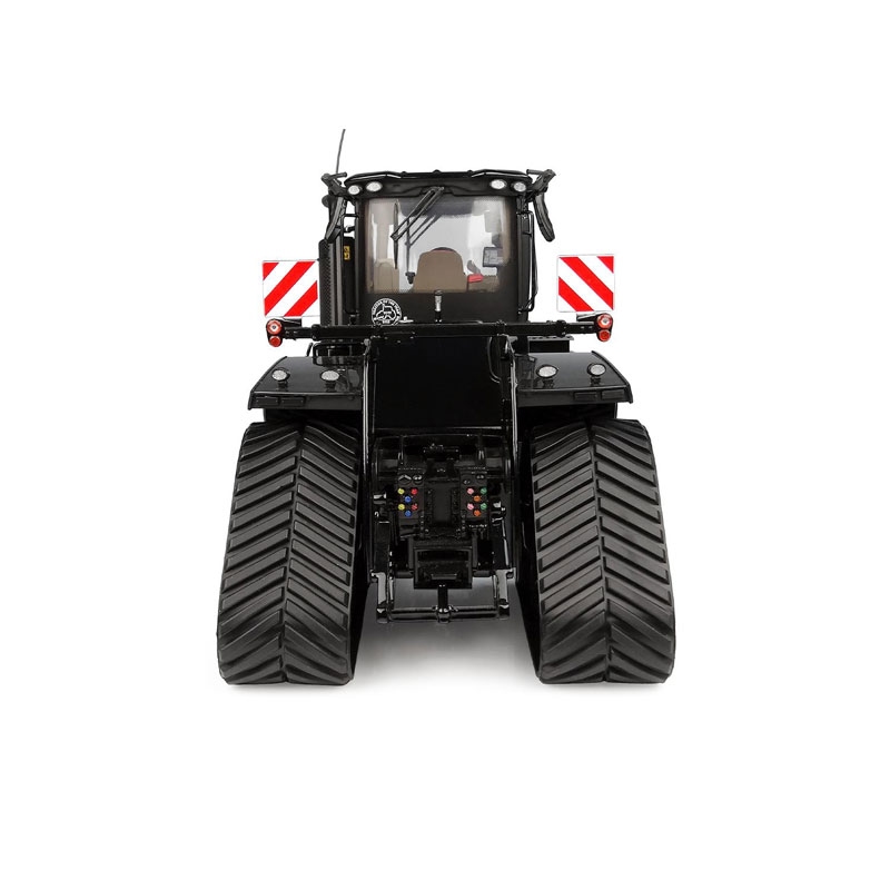 Case IH Quadtrac 715 : Il est déjà là! - FARM Connexion