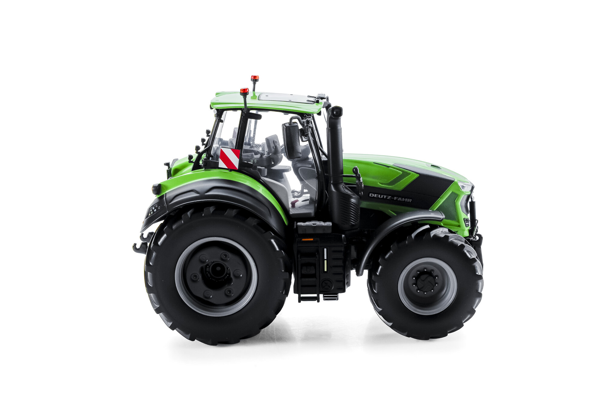 Deutz-Fahr 8280 TTV | Modelsnavigator.com
