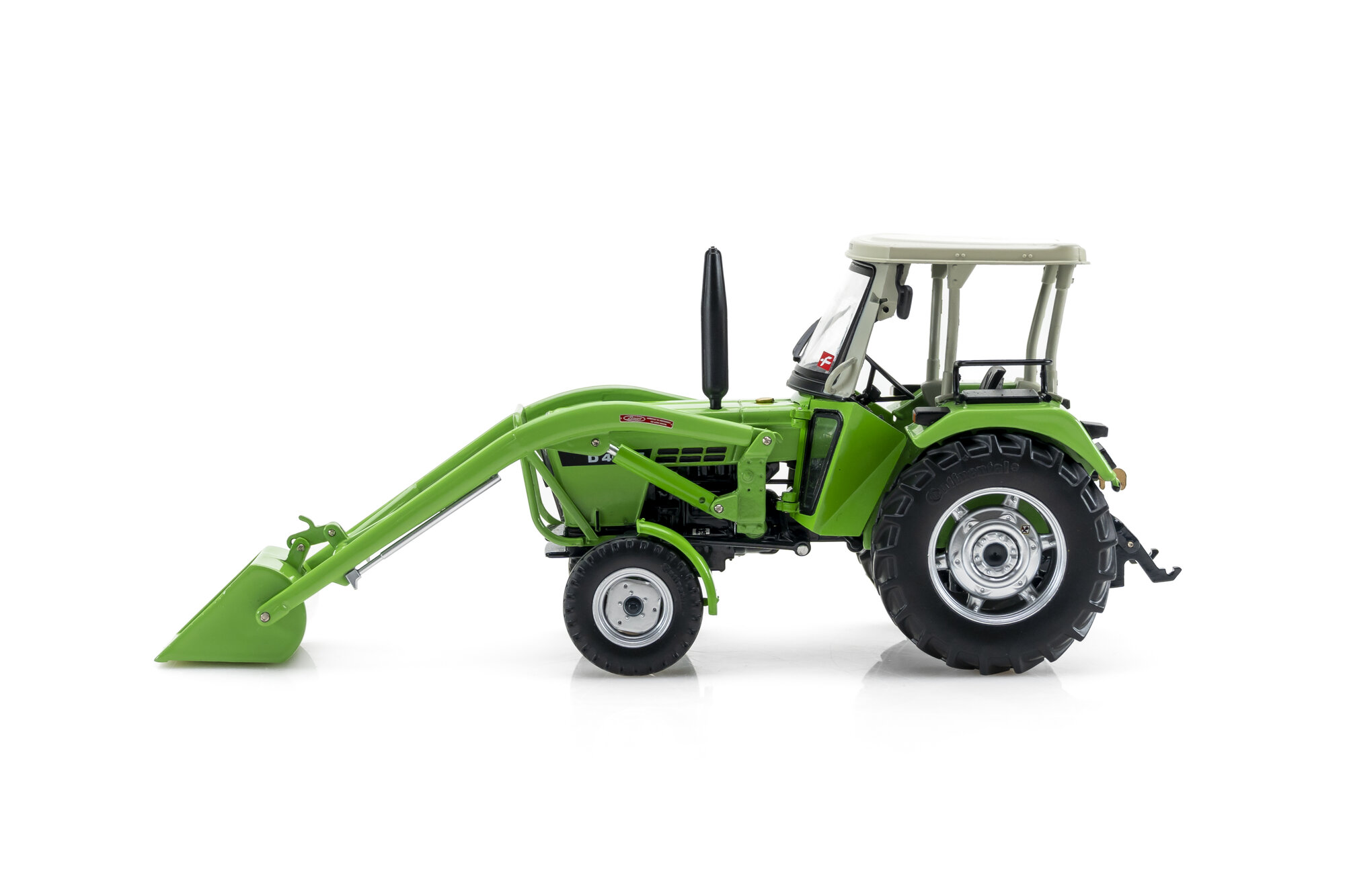 1/32 Deutz-fahr D60 05 4WD フロント ローダー ＆ バケット