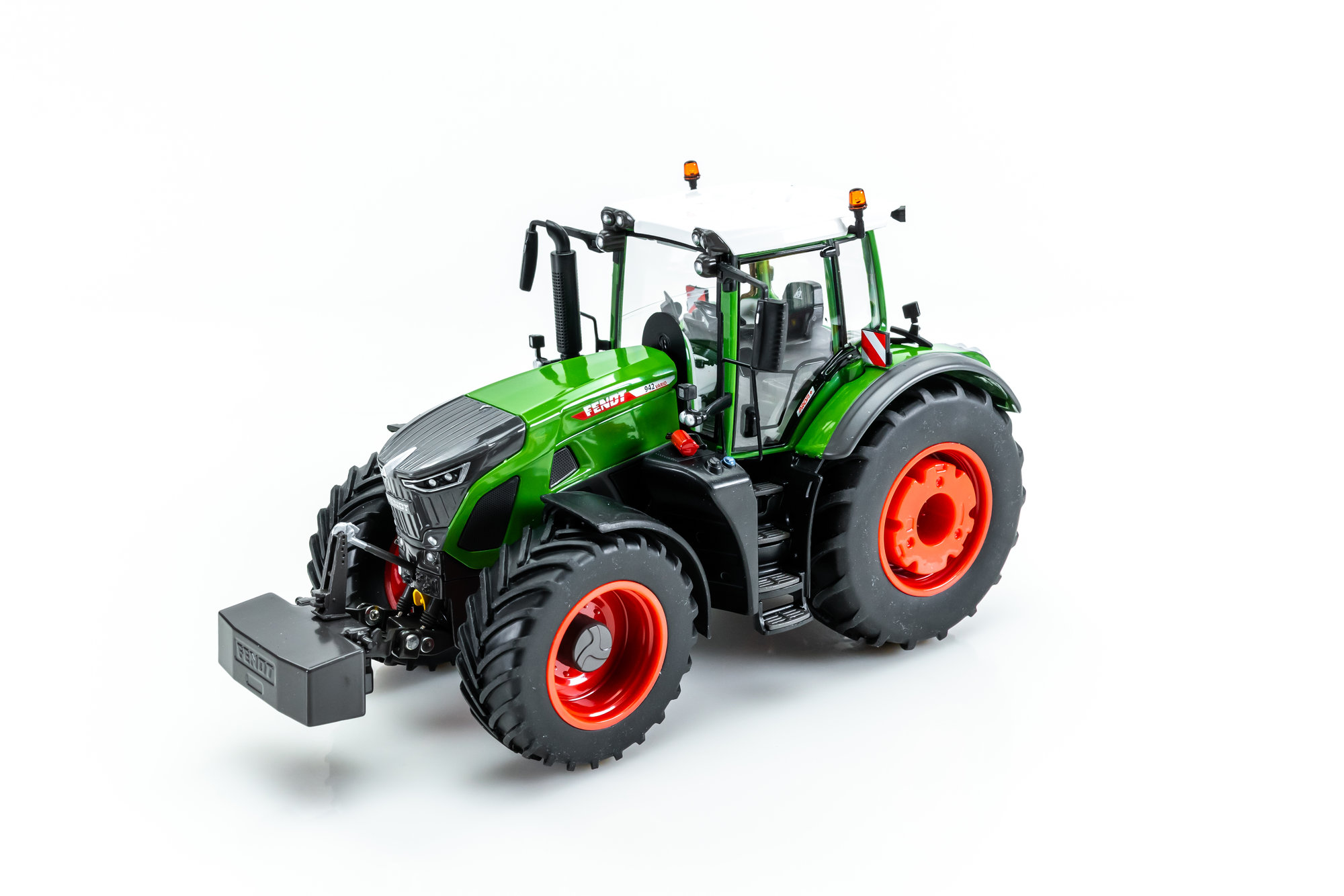 Fendt 942 Vario (2023) | Modelsnavigator.com