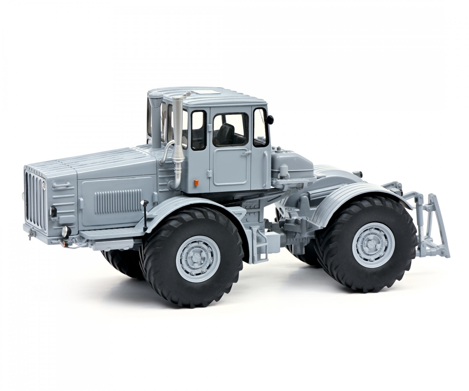 Tracteur Miniature SCHUCO KIROVETS K-700 – Échelle 1/32, Rouge, Métal Et Plastique, SCH9121, 14 Ans+
