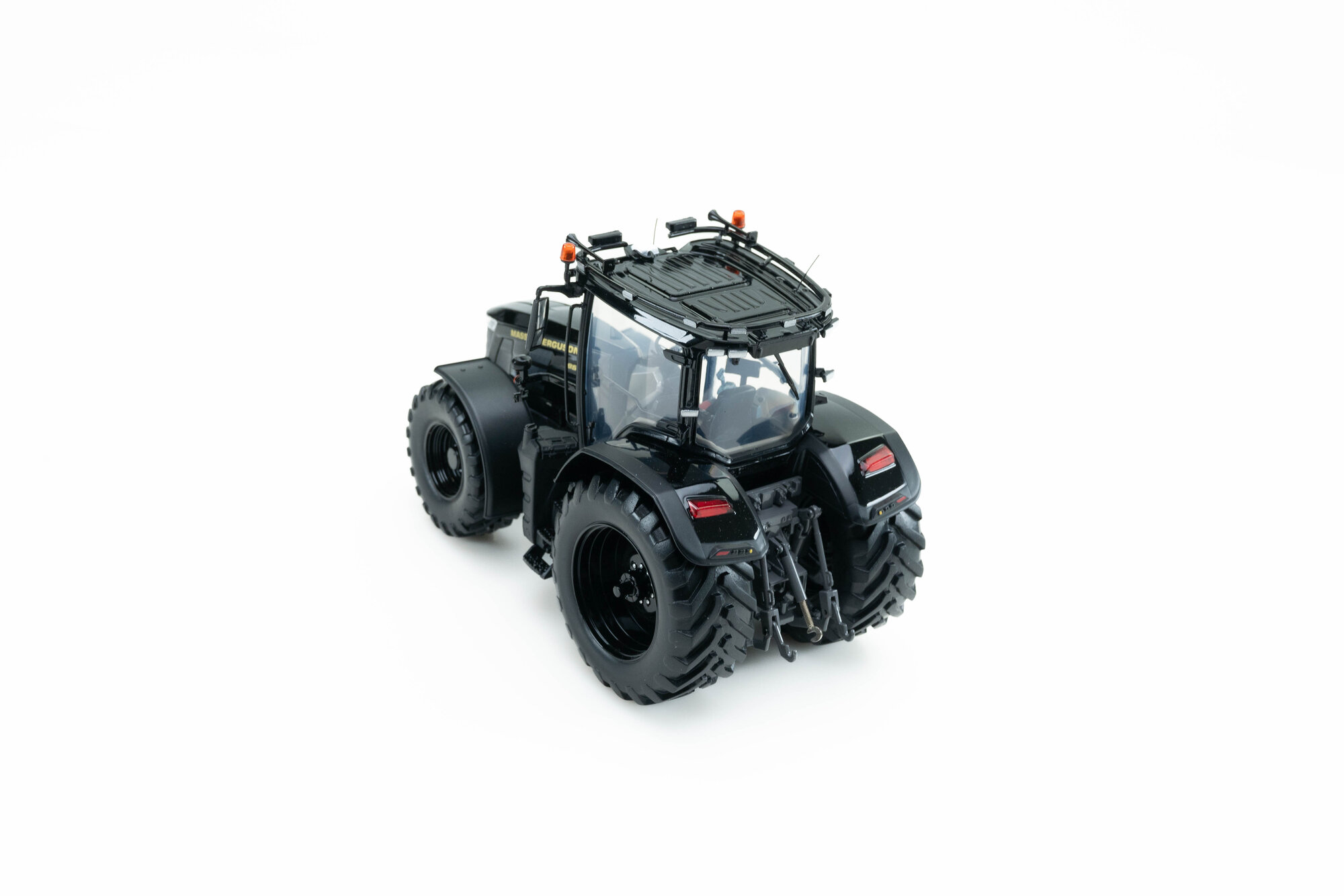 MASSEY FERGUSON 8S.225 Full Black | Modelsnavigator.com