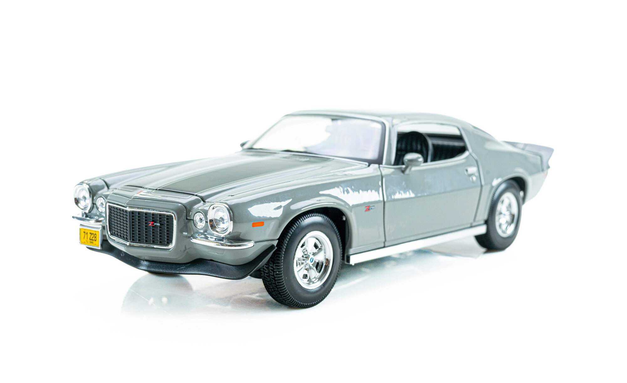 Amazon.com: Jada Toys Big Time Muscle 1:24 1971 Chevy Camaro