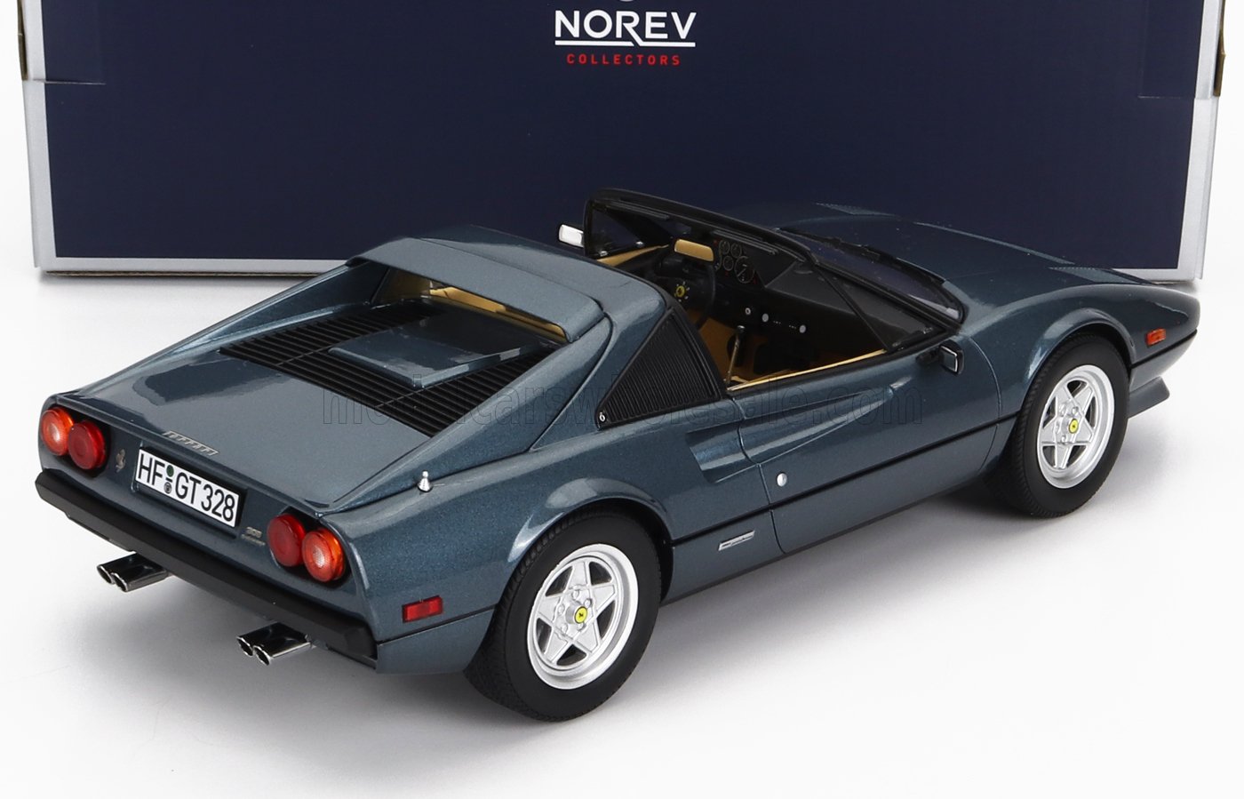 Amazon | 1/43 BEST MODEL 希少カラー フェラーリ 308GTB 1982年